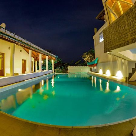 The Castle By Don Louis Kandy Exterior foto